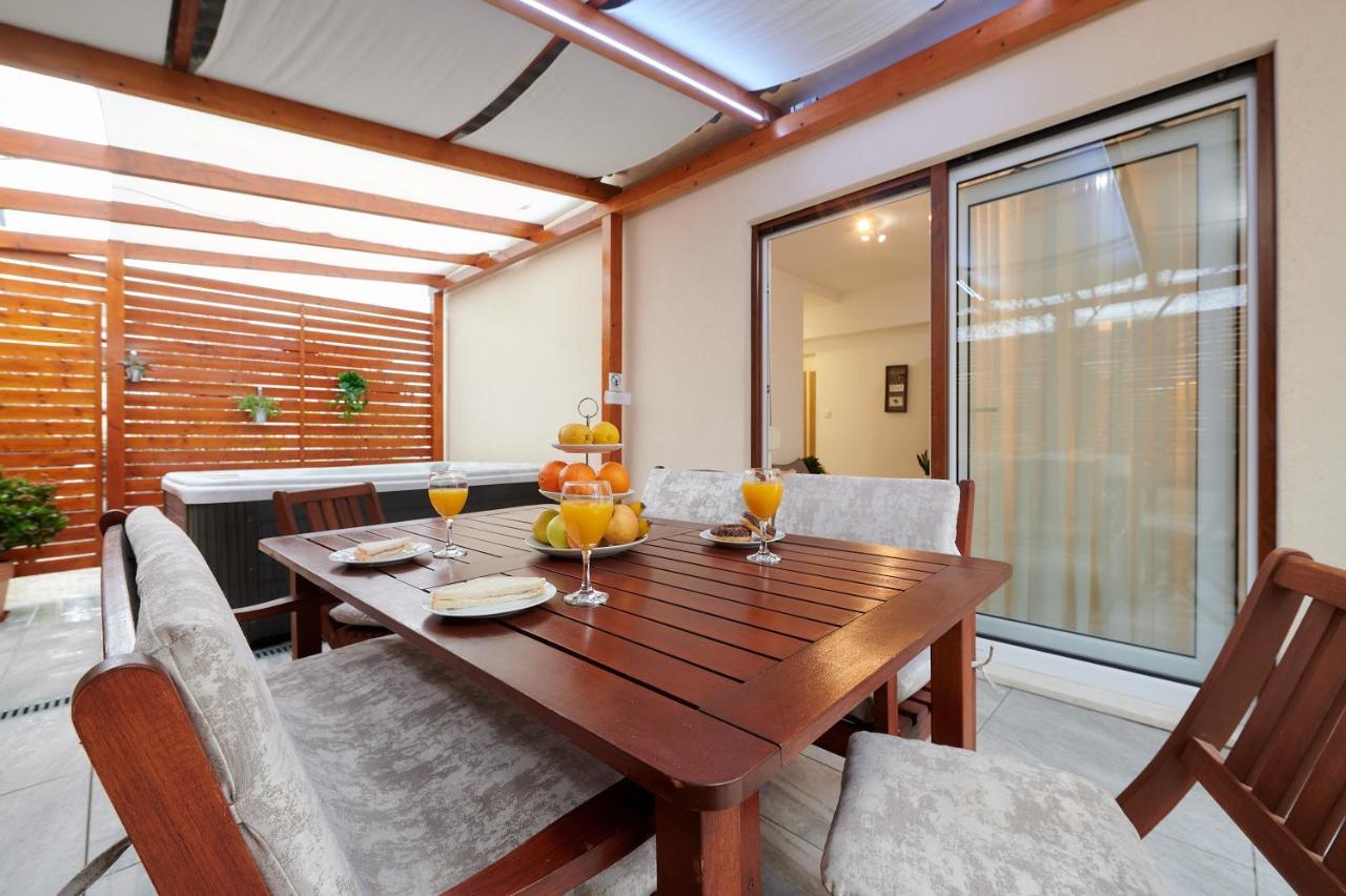 Apartment Boris Trogir Exterior photo